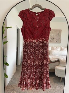 Red Lace & Pleated Floral Midi Dress - Brand Unspecified